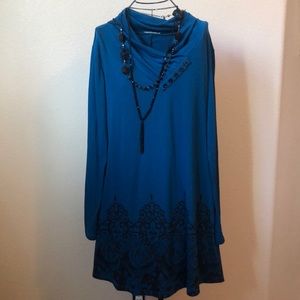 Gaharu tunic top